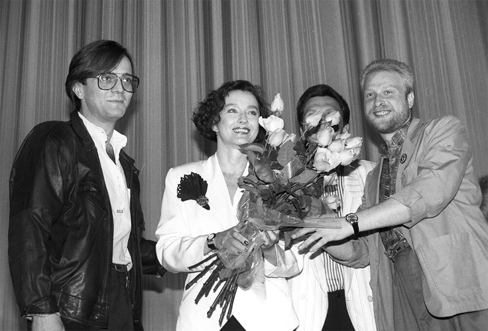    Режиссер Андрей Харитонов и актриса Анастасия Вертинская. Всесоюзный кинофестиваль «Кинотавр». 1991 г. Фото:  РИА Новости/ Галина Кмит