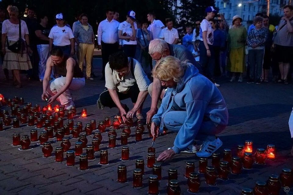    Свеча памяти. Источник: barnaul.org