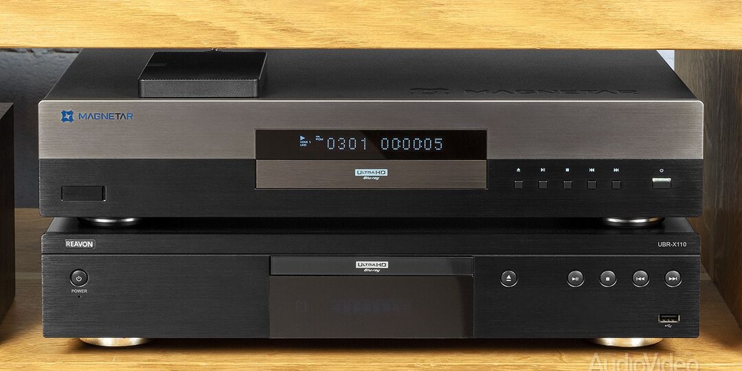 Обзор универсального проигрывателя Magnetar UDP800