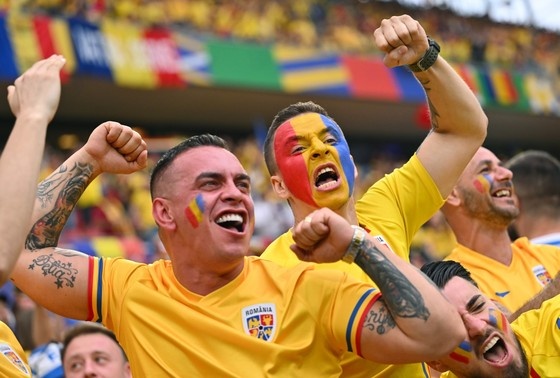    Румынские болельщики