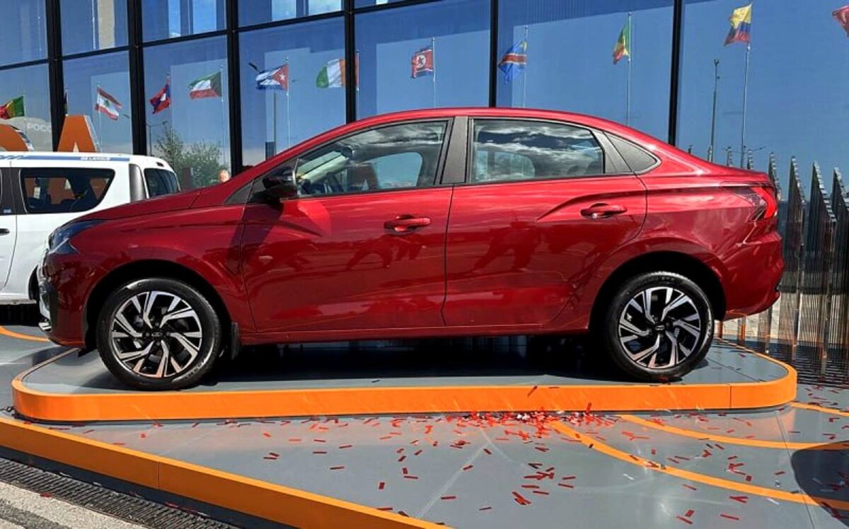 Лада Iskra боковая часть. Источник изображение - autonews.ru