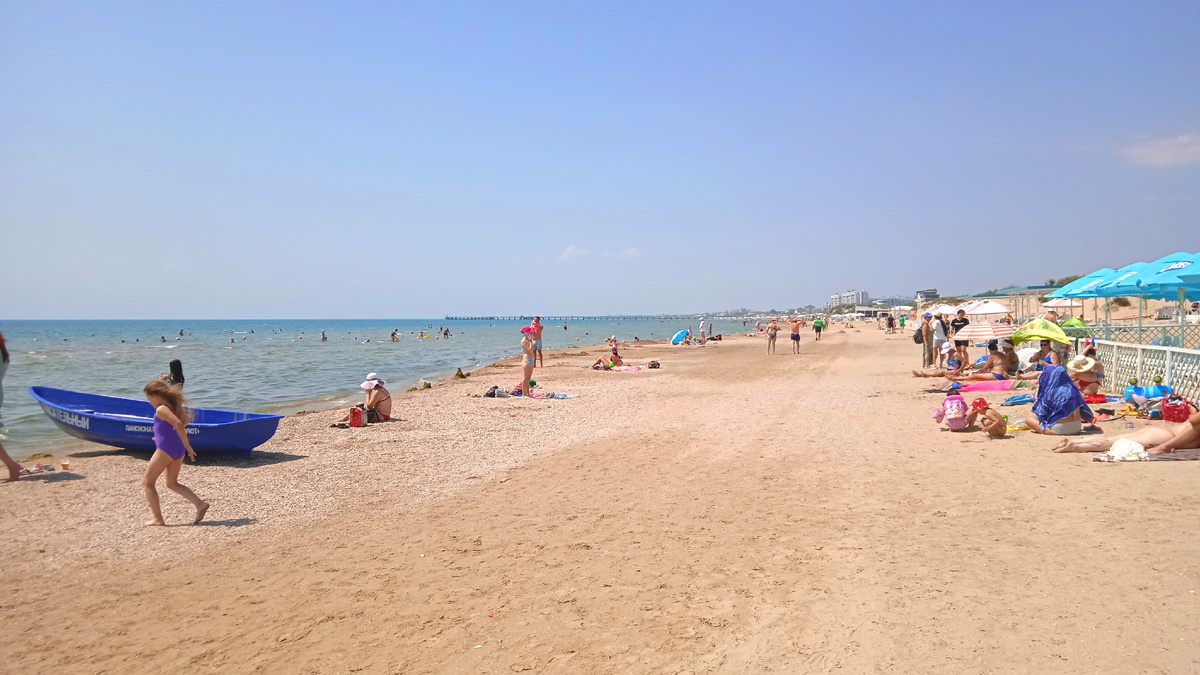 Пляж на Пионерском проспекте июнь 2024