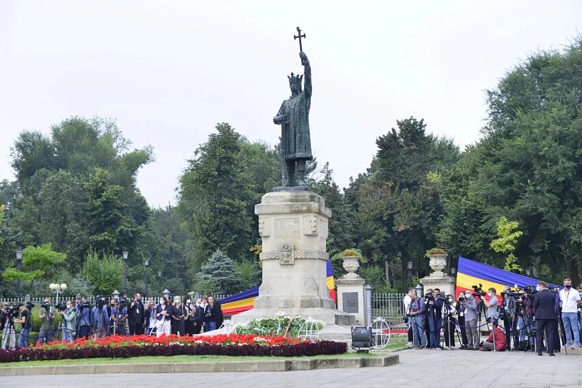 Памятник молдавскому господарю Штефану чел Маре. Фото: Пресс-служба мэрии Кишинева