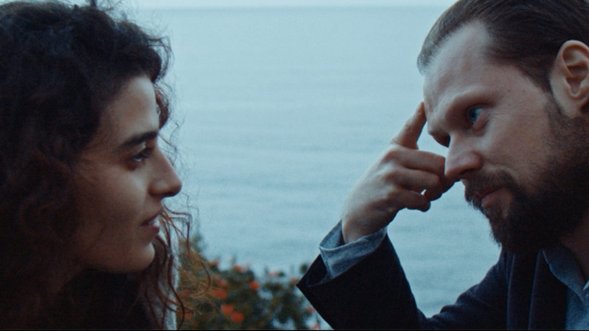 Навсикая (в исполнении Манал Иссы) и Циклоп (в исполнении Даниила Воробьёва)