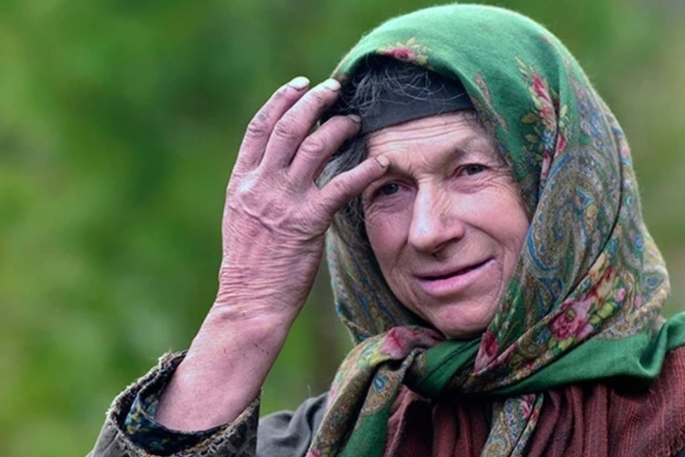    На заимку к отшельнице Агафье Лыковой в Хакасии заявился "пакостник медведь". Данил БАРАШКОВ