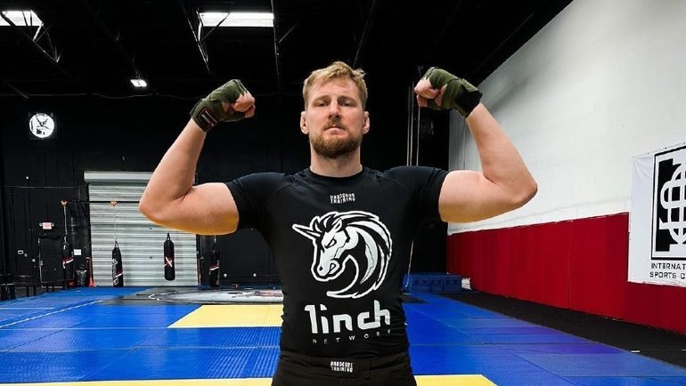    Александр Волков. Соцсети