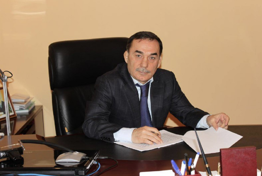 В нападении на Махачкалу участвовали двое сыновей главы Сергокалинского района Дагестана Магомеда Омарова: Осман и Адиль Омаровы. Предварительно, именно они были ликвидированы.