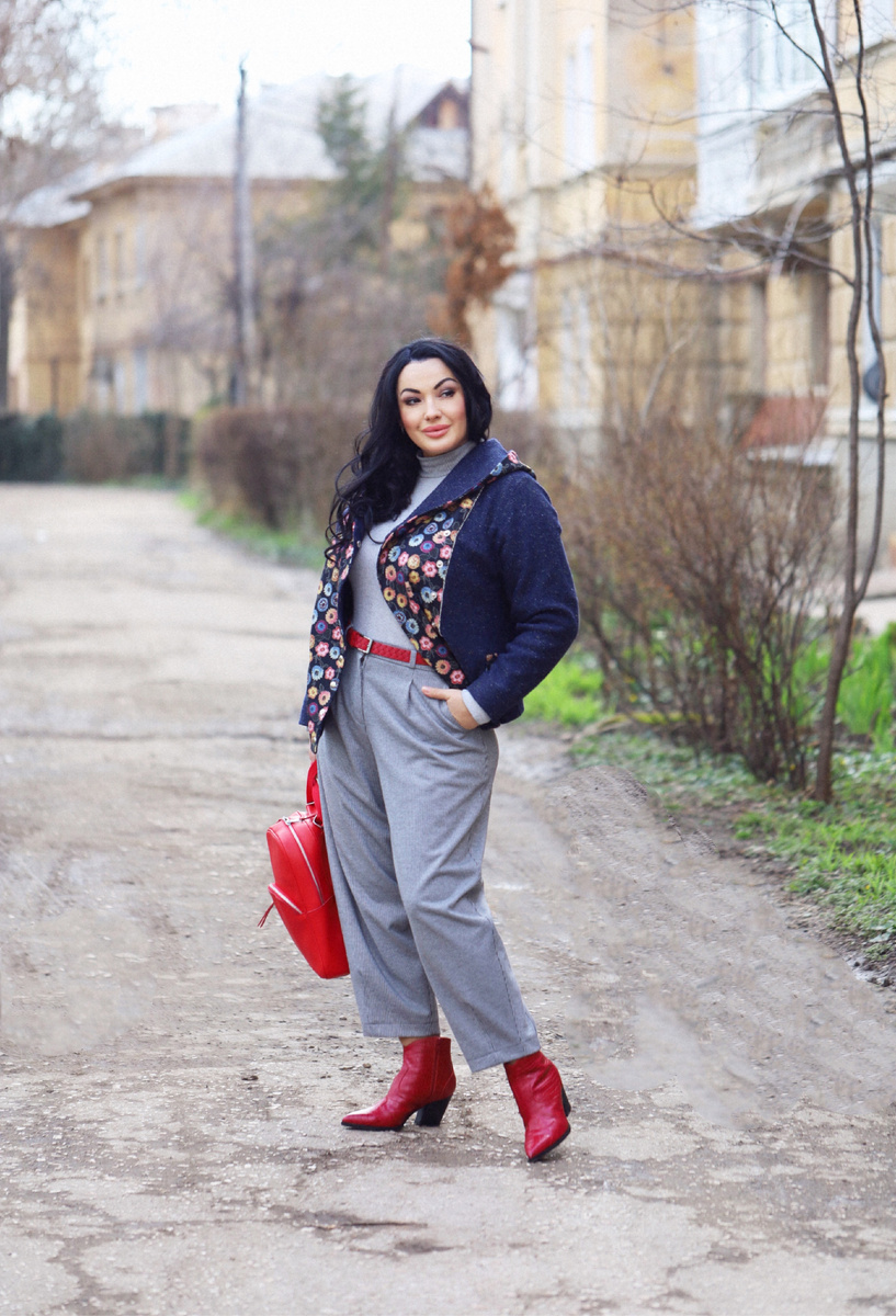 Куртка Flowers (школа вязания и шитья Lorraine Woolheart ®2014) (ИП Берлизова Лариса.А.)