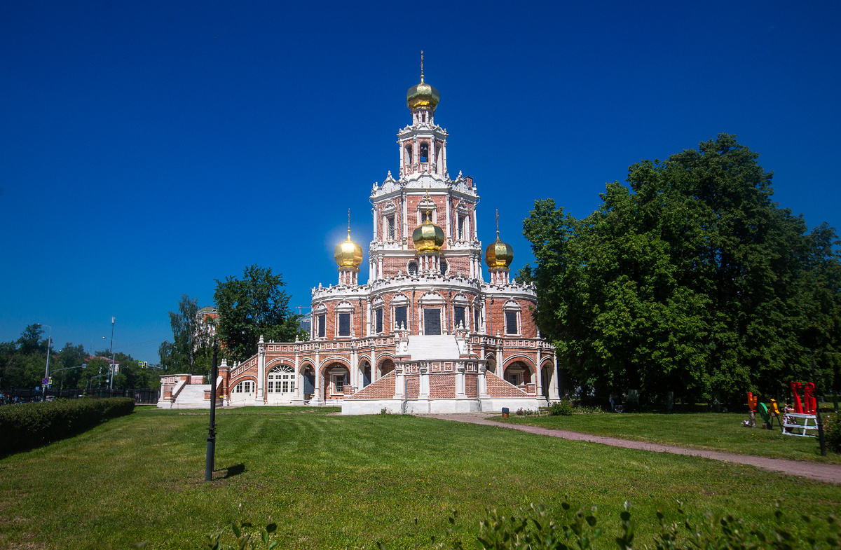 Церковь Покрова Пресвятой Богородицы в Филях. Москва. Фото автора статьи 