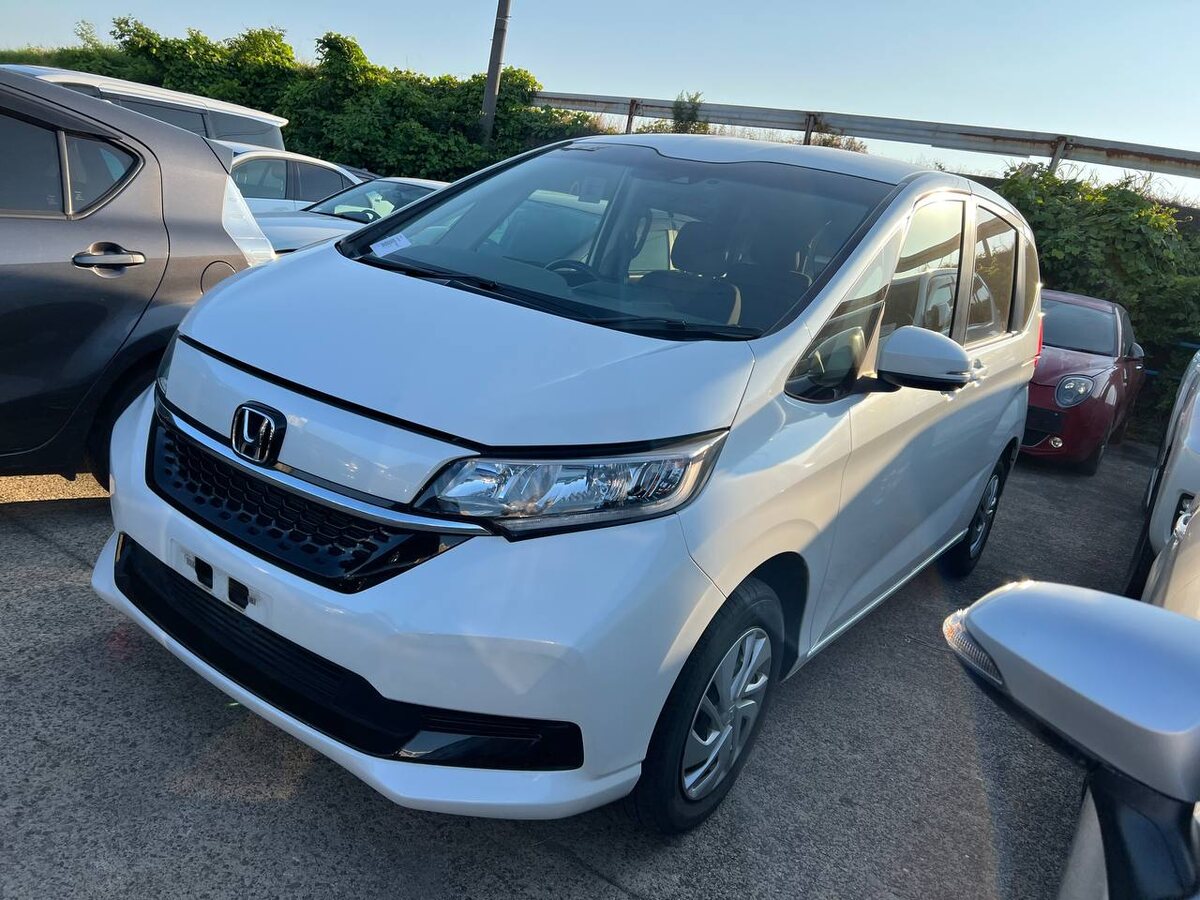 Фото внешности, листайте.