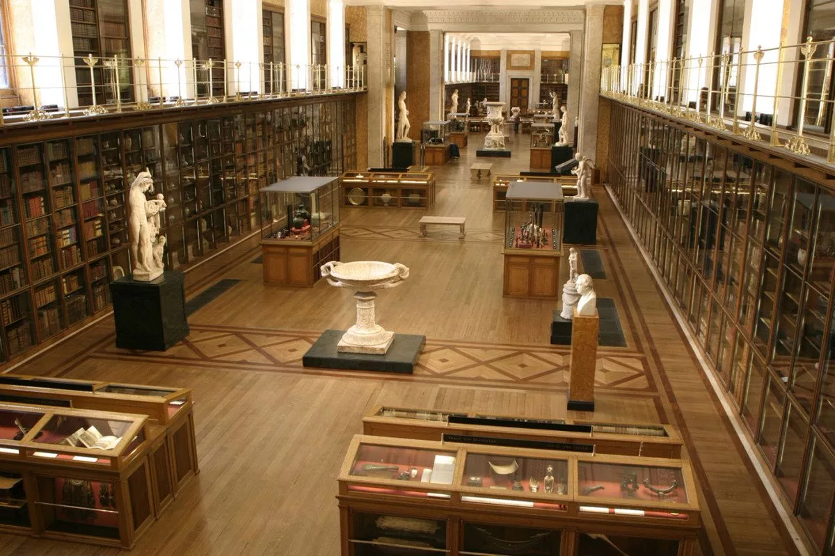 Так Британский музей выглядит изнутри. Роскошно