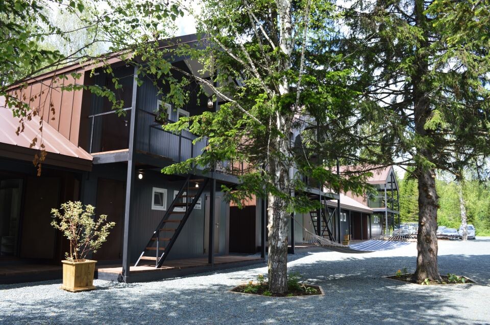    Глэмпинг. Тягун. Источник: Екатерина Жолнерова