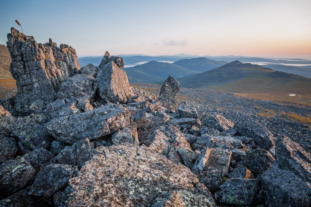 Конжаковский камень. Фото из открытых источников Яндекс.Картинки