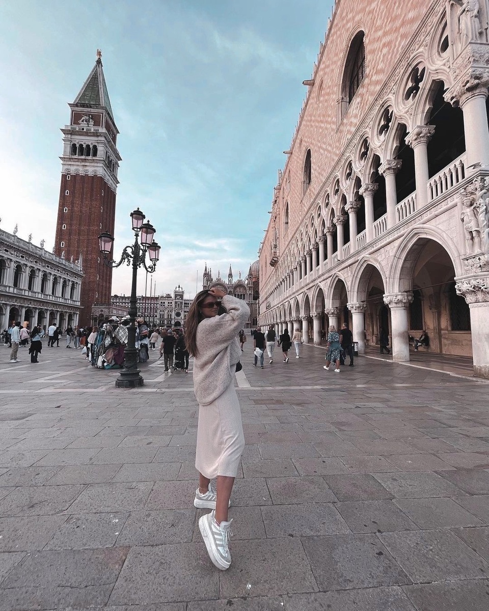 По словам Оли, несмотря на то, что она учится и живёт в Болонье, её сердце принадлежит Венеции