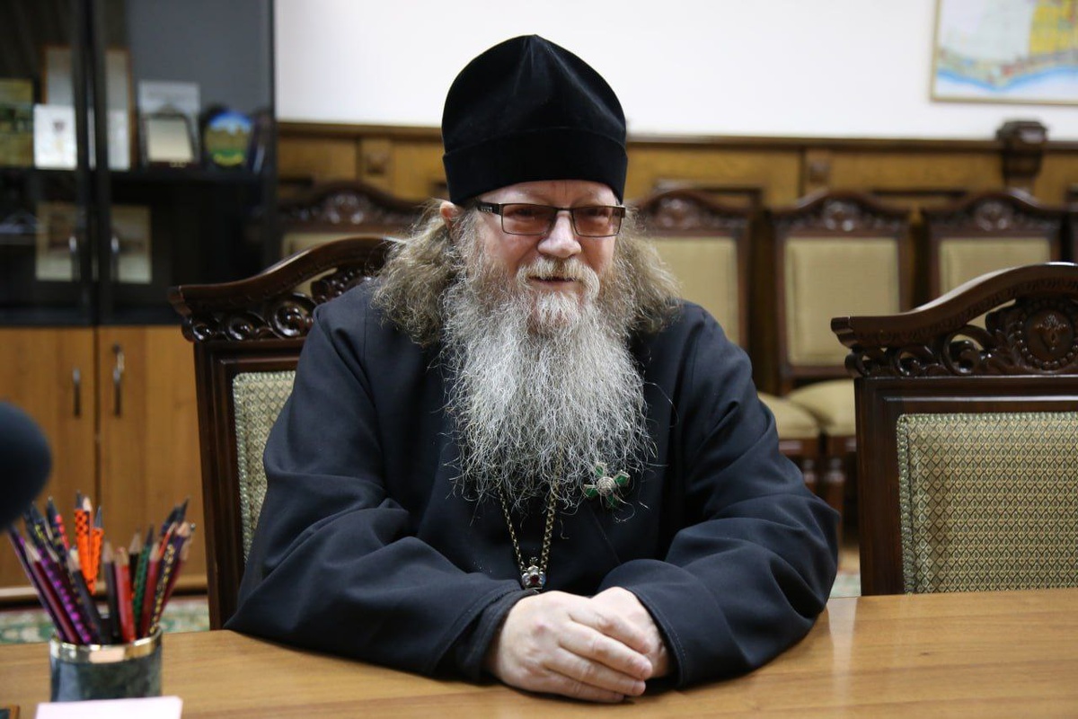 66- летний отец Николай из храма в Дербенте
