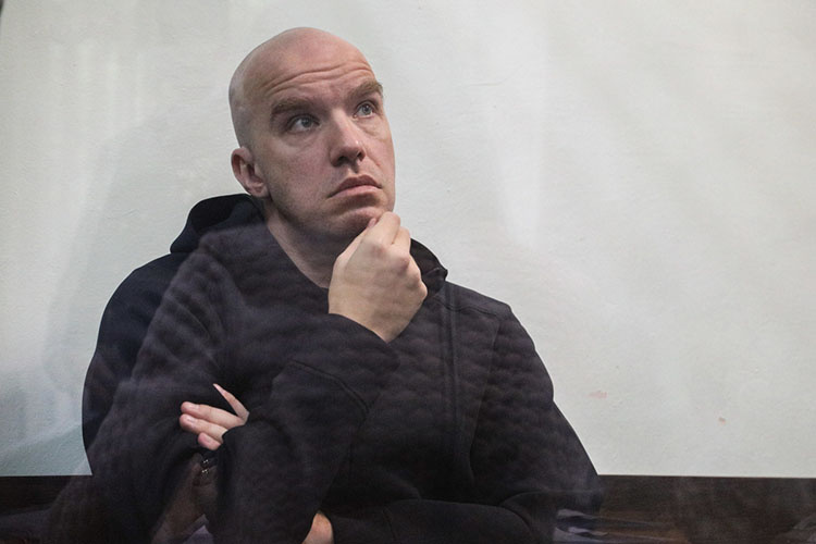    Одной из первых идей для бизнеса Доронина была обычная касса для выдачи займов населению: брать у людей вклады под 2%, а кредиты выдавать под 4%.   
Фото: Алексей Белкин