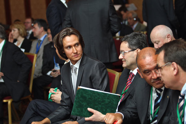    Деньги Доронину дал Рашид Таймасов (слева). Это известный в республике человек.   
Фото: «БИЗНЕС Online»