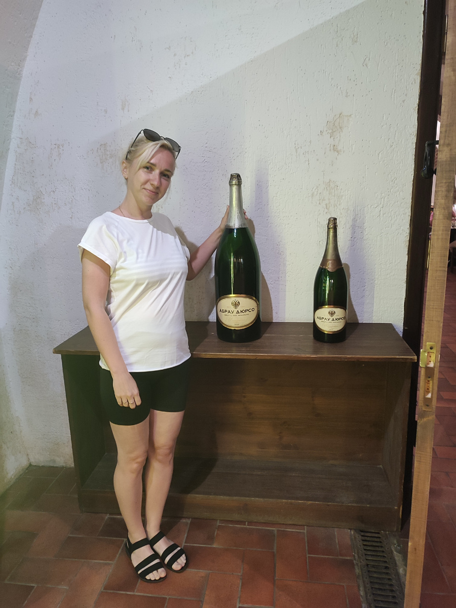 На заводе шампанского