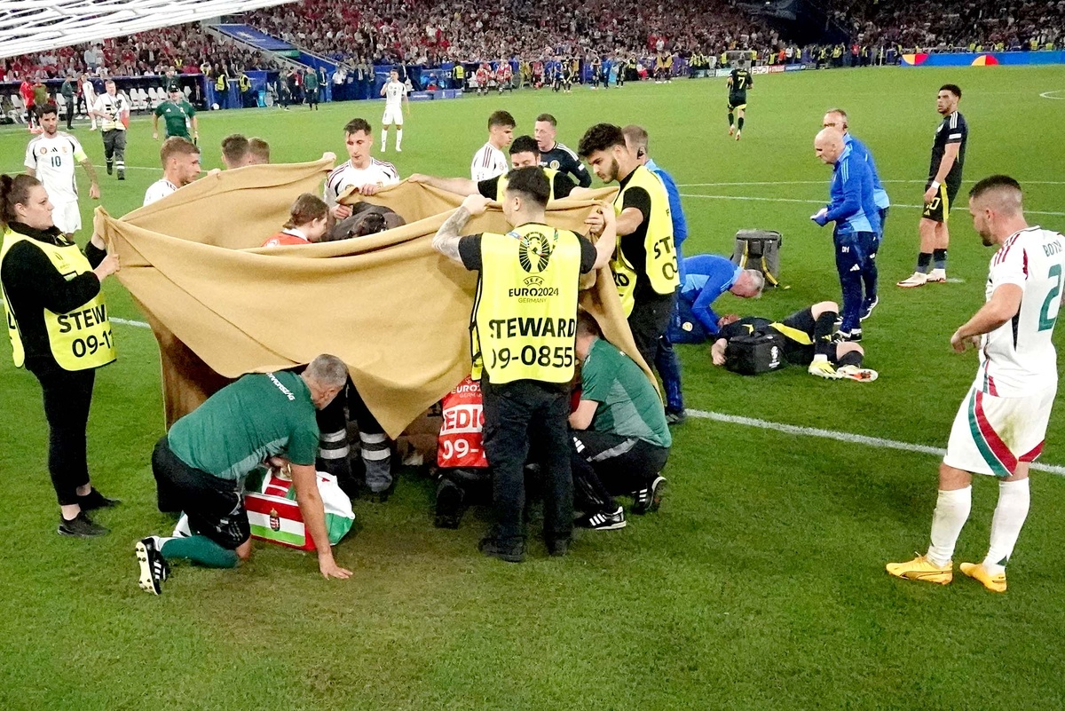    REUTERS/Leonhard Simon