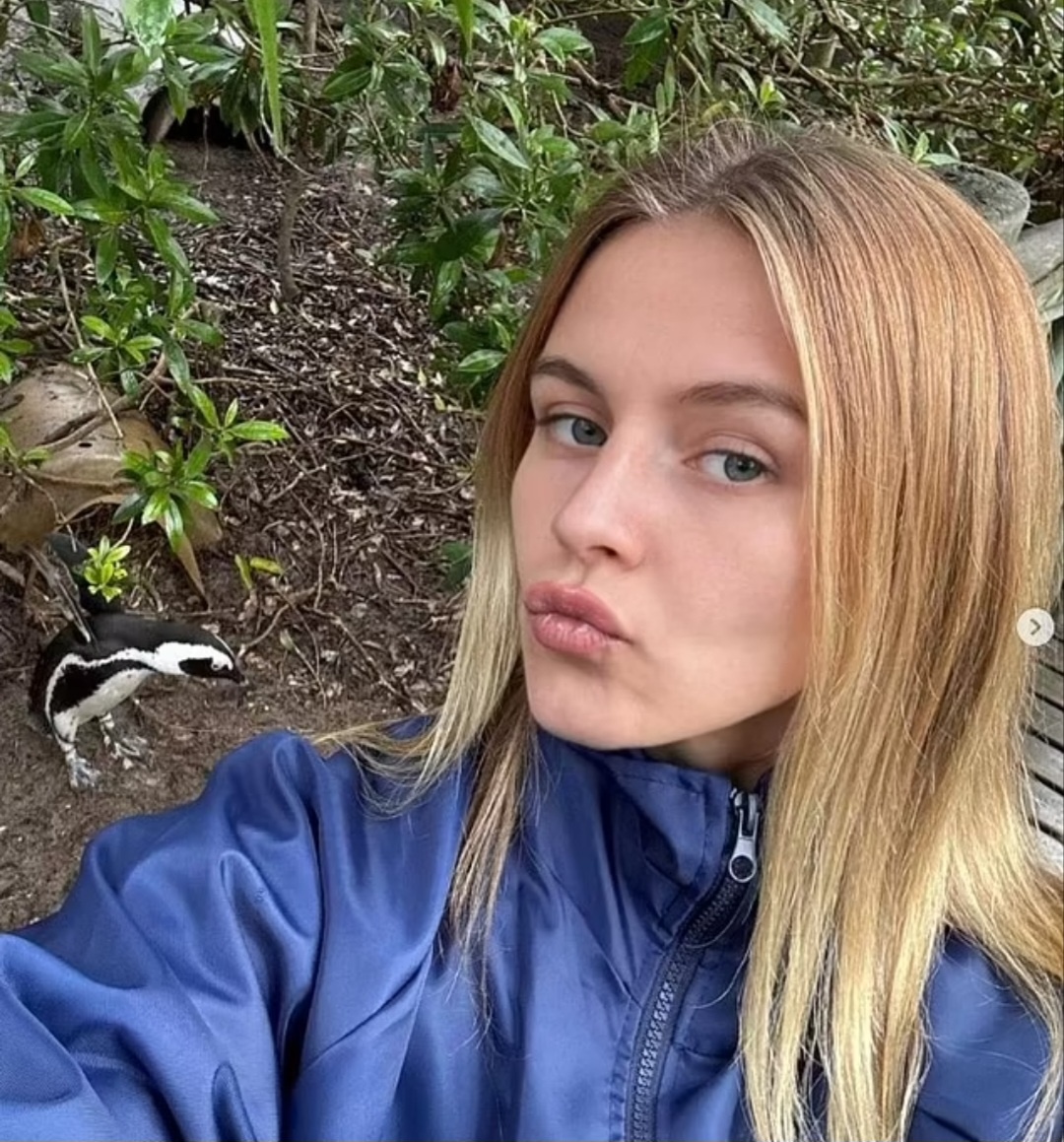 Вера Дейкманс из Нидерландов получила 5000 заявлений от обнадеживающих мужчин, жаждущих завоевать ее сердце, после того, как она разместила в Интернете викторину на тему «парень».