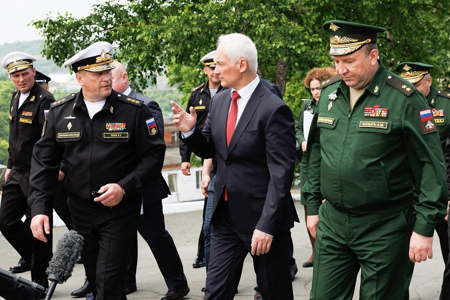 Министр обороны РФ Андрей Белоусов во время рабочей поездки в войска Восточного военного округа - Фото: Пресс-служба Минобороны РФ/ТАСС