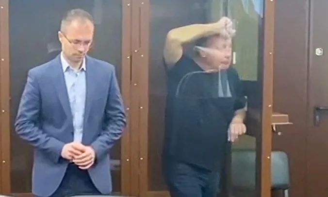 Скромные такие. Инет.