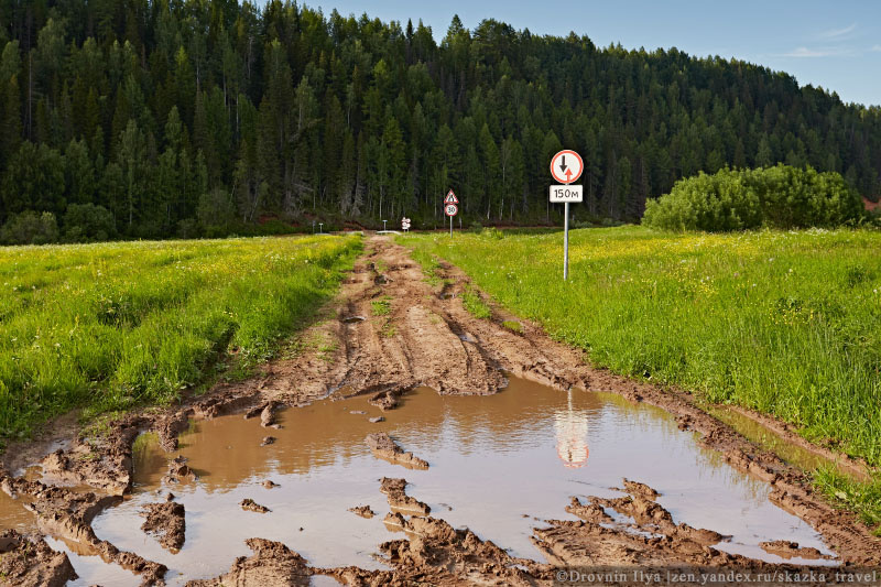 Руины дорог Архангельской области. Ох, как мне пришлось поездить по таким. Куда лучше не соваться?