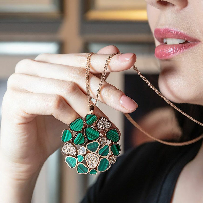 Кулон Chopard Happy Hearts из розового золота с бриллиантами и малахитом