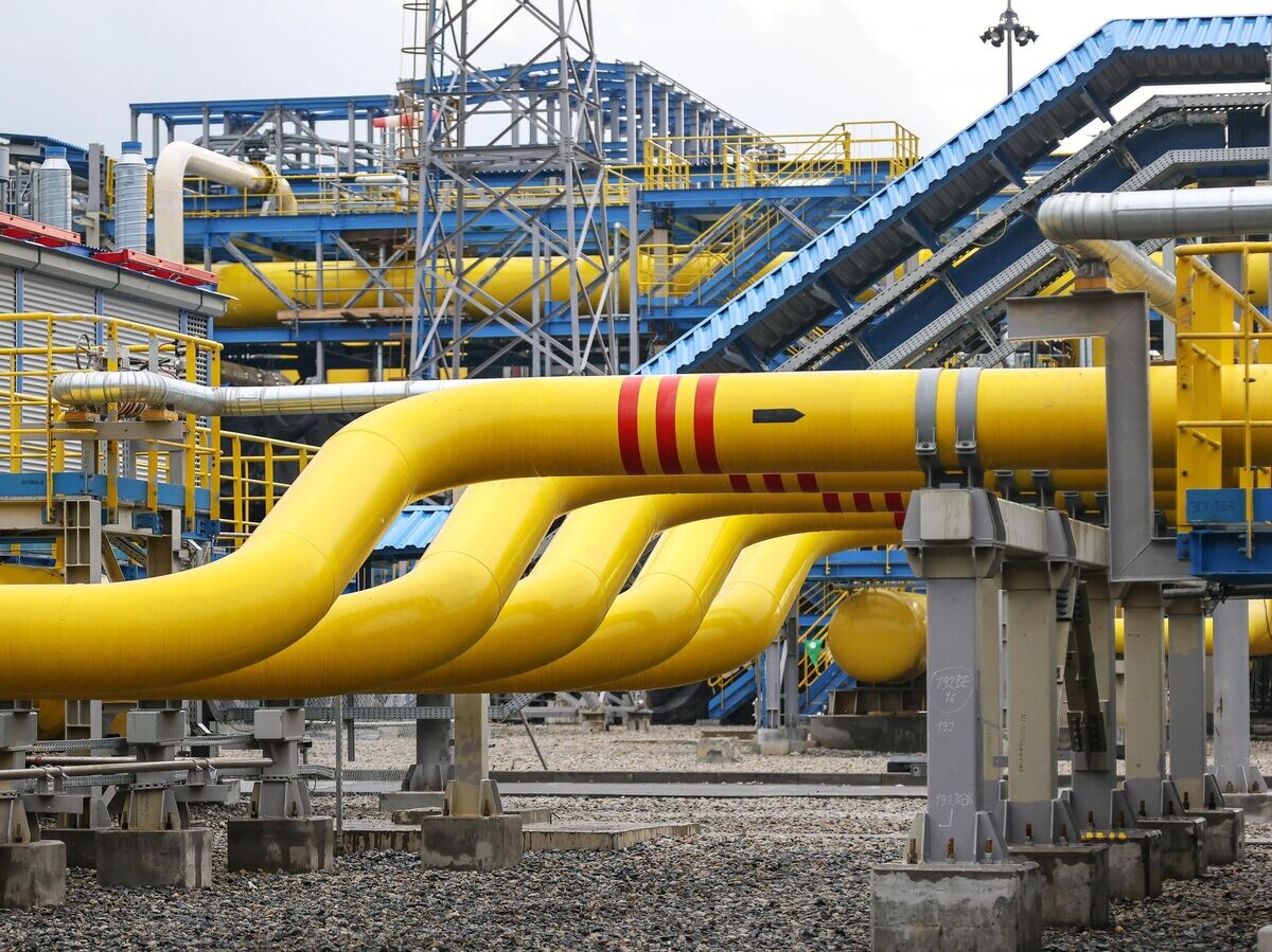    Узлы учета газа Амурского газоперерабатывающего завода компании "Газпром"© РИА Новости / Павел Львов