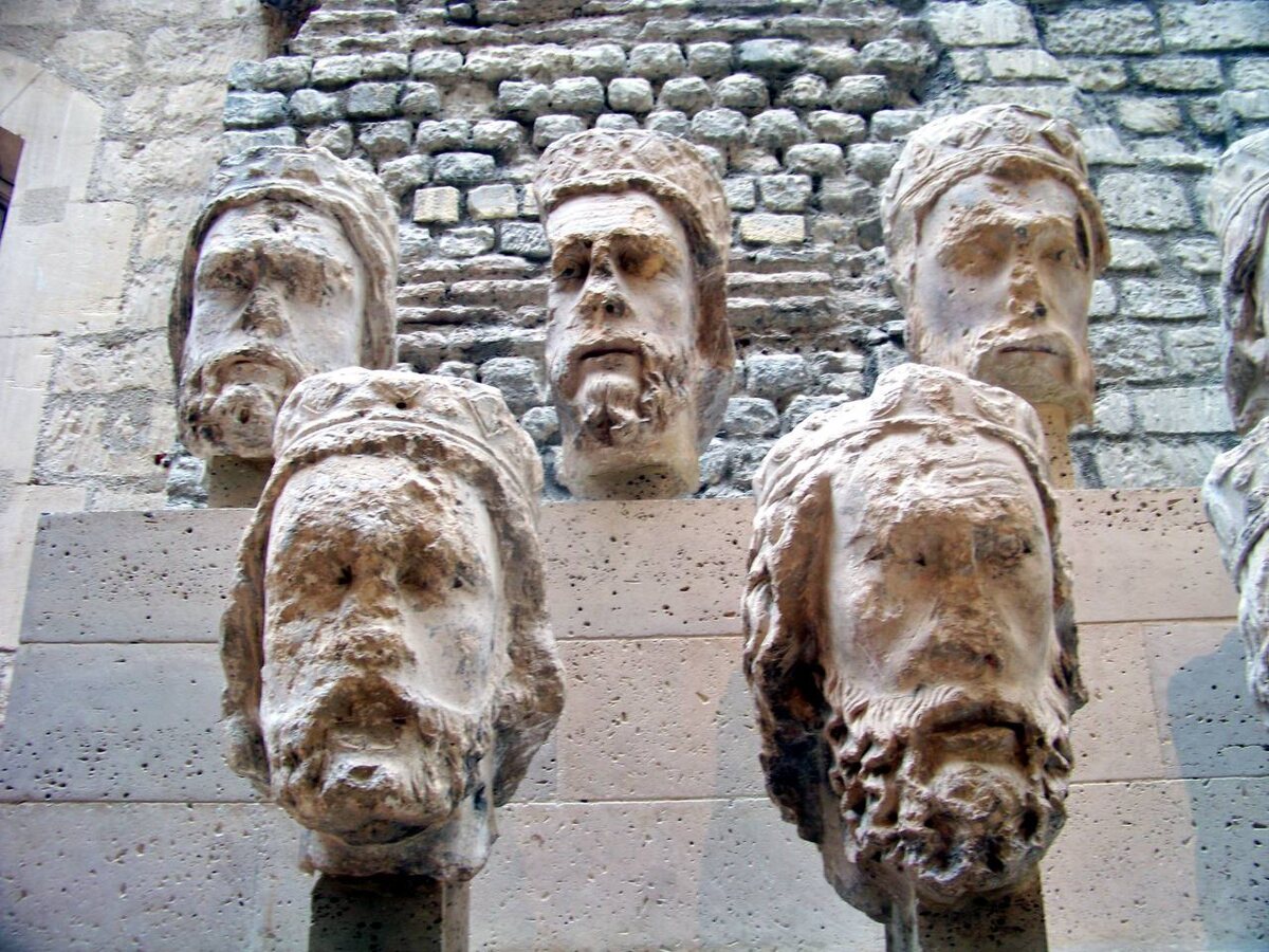 Головы иудейских царей