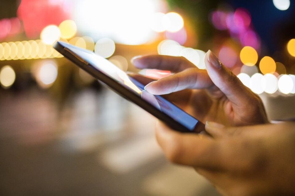    Смартфон. Телефон. Связь. Источник: Tele2