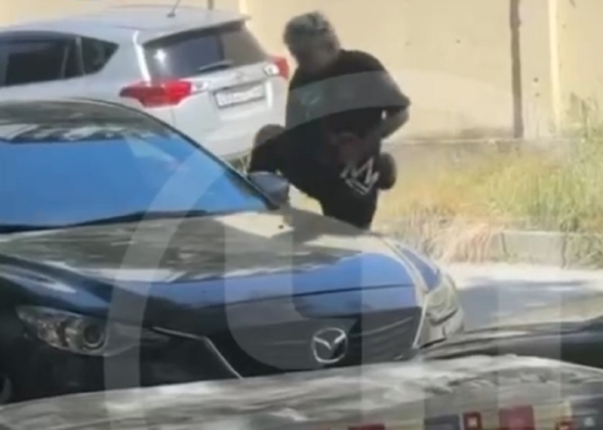 Скрин с видео. 