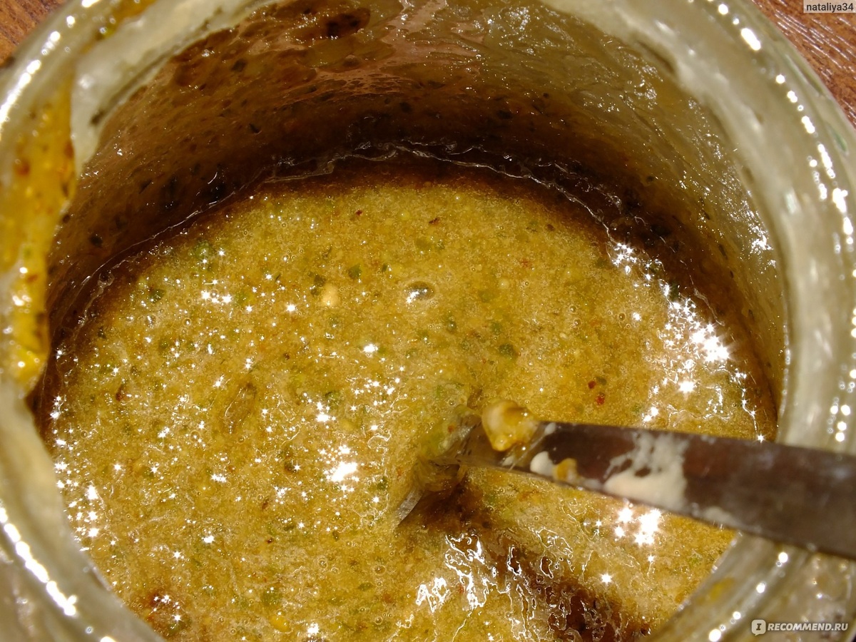 Фейхоа перетертое. Источник https://irecommend.ru/sites/default/files/imagecache/copyright1/user-images/21957/DrwOKqUWRDsOcNXh3B4w.JPG.