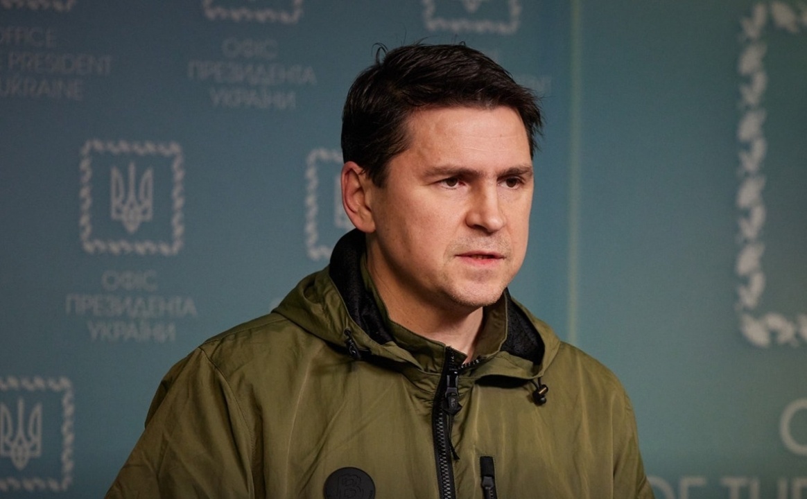    Подоляк: в Крыму не может быть никаких признаков мирной жизни