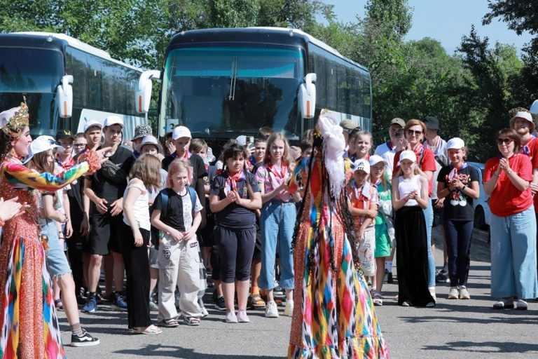 Федерация профсоюзов Узбекистана.