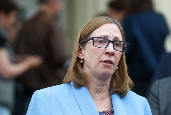    Линн Трейси