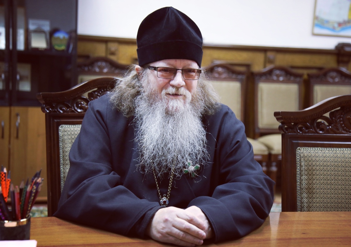 Николай Котельников (1958 — 23.06.2024 гг.) — протоиерей, настоятель храма Пресвятой Богородицы (г. Дербент).