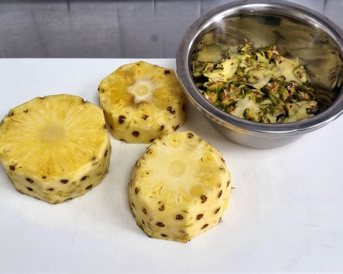 Пролистайте подборку фото, чтоб увидеть наглядный пример процесса.