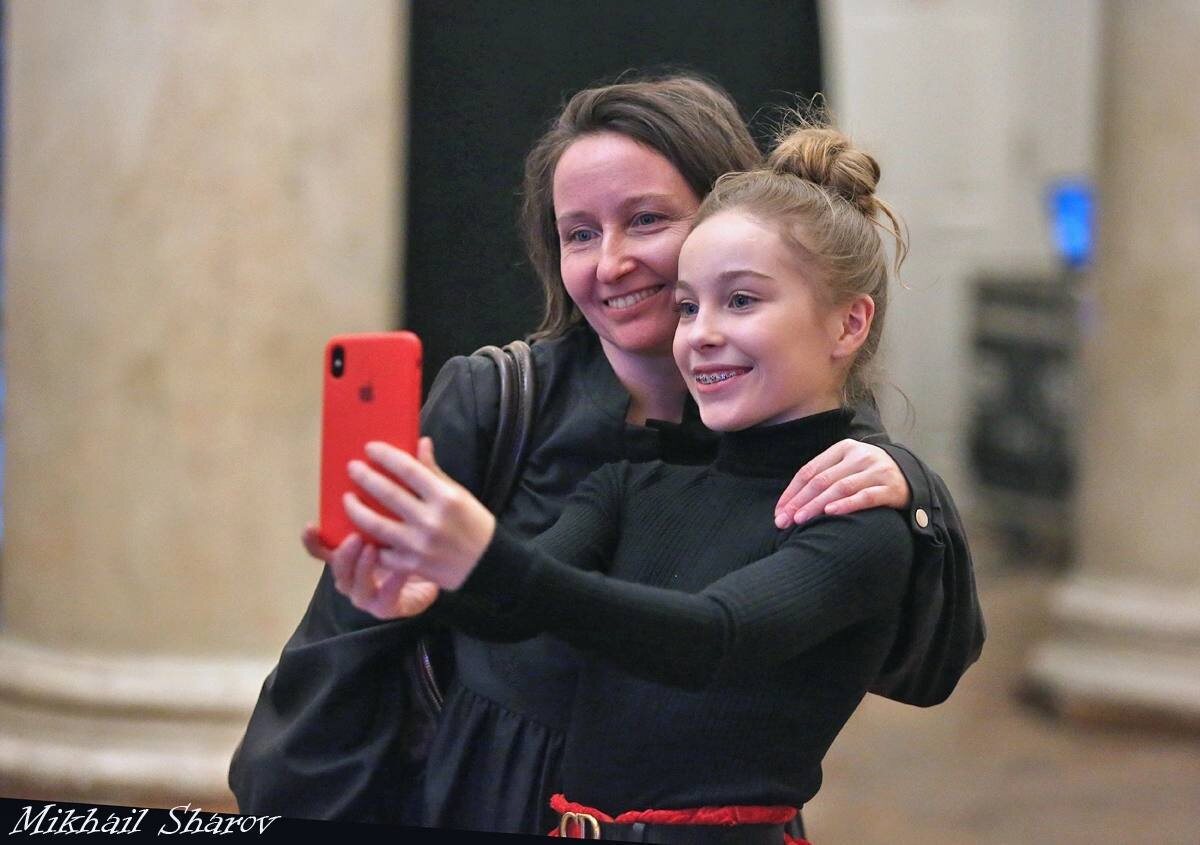 Соня с мамой. Фото Михаила Шарова
