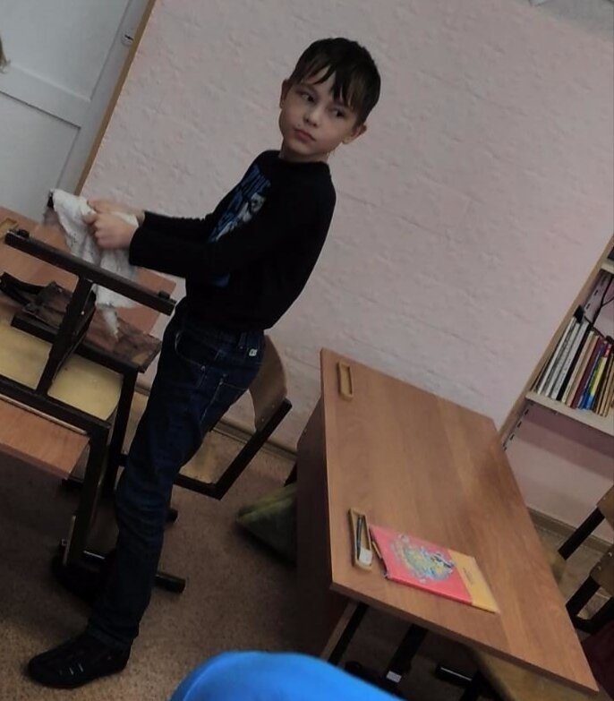 Стас в первом классе получает травму из детства