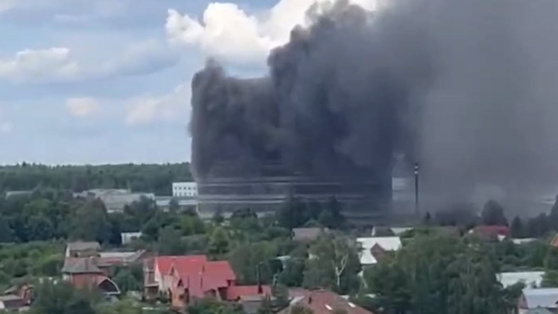    Пожар вспыхнул в НИИ "Платан" в Подмосковье Анастасия Романова