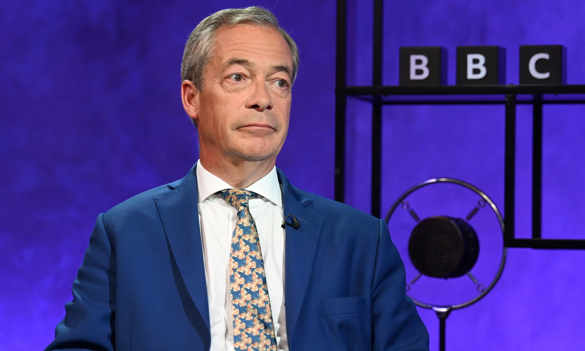 Найджел Фарадж сказал, что поручил юристам написать в Mail on Sunday. Фотография: BBC/Getty Images.