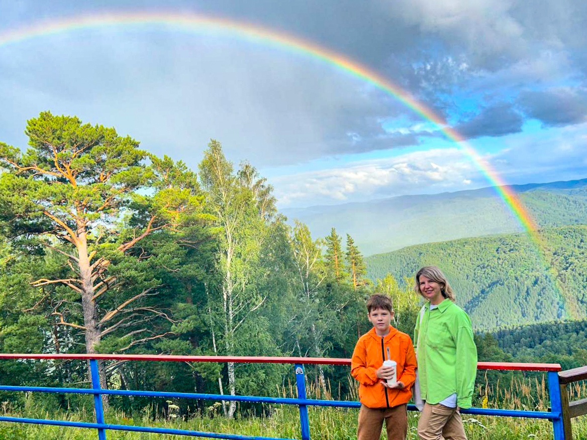 на смотровой площадке у горы Церковка в Белокурихе