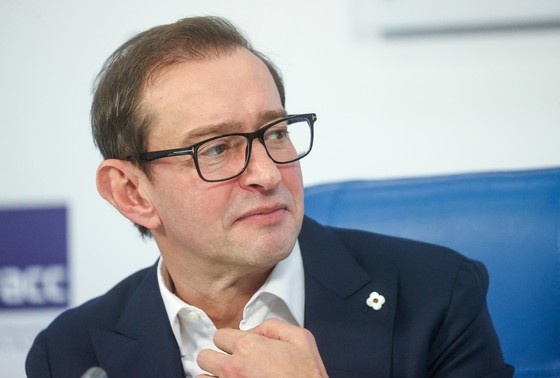    Константин Хабенский