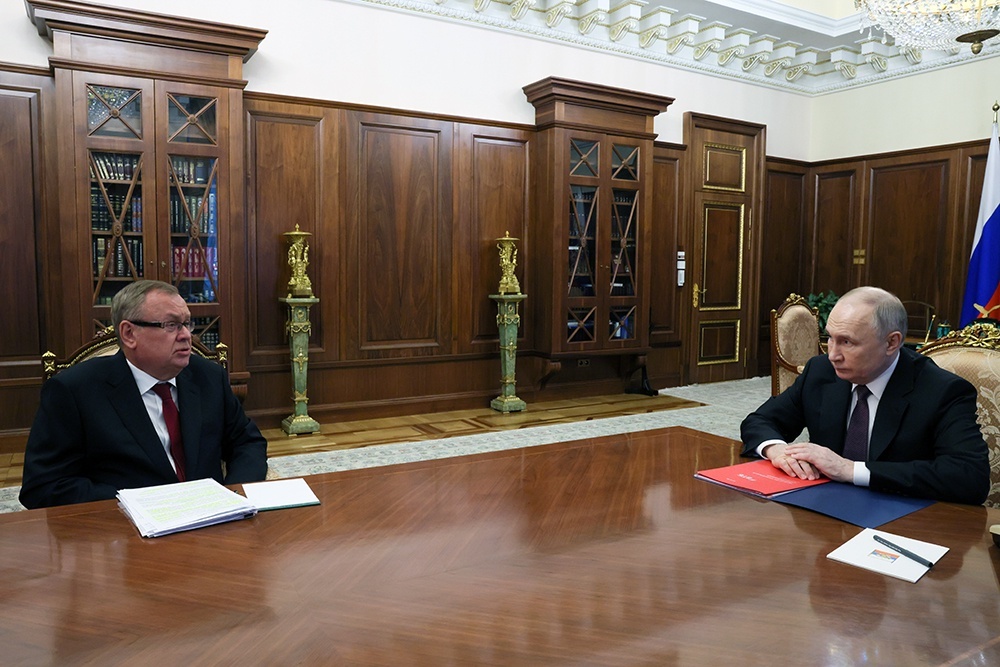    Андрей Костин доложил Владимиру Путину в том числе о цифровой трансформации Банка ВТБ. / Вячеслав Прокофьев/Пресс-служба президента РФ