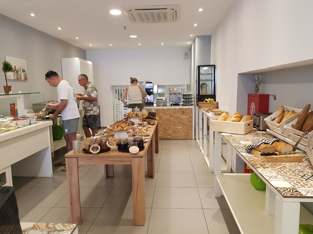 шведский стол в отеле "Элита", Родос, Греция 