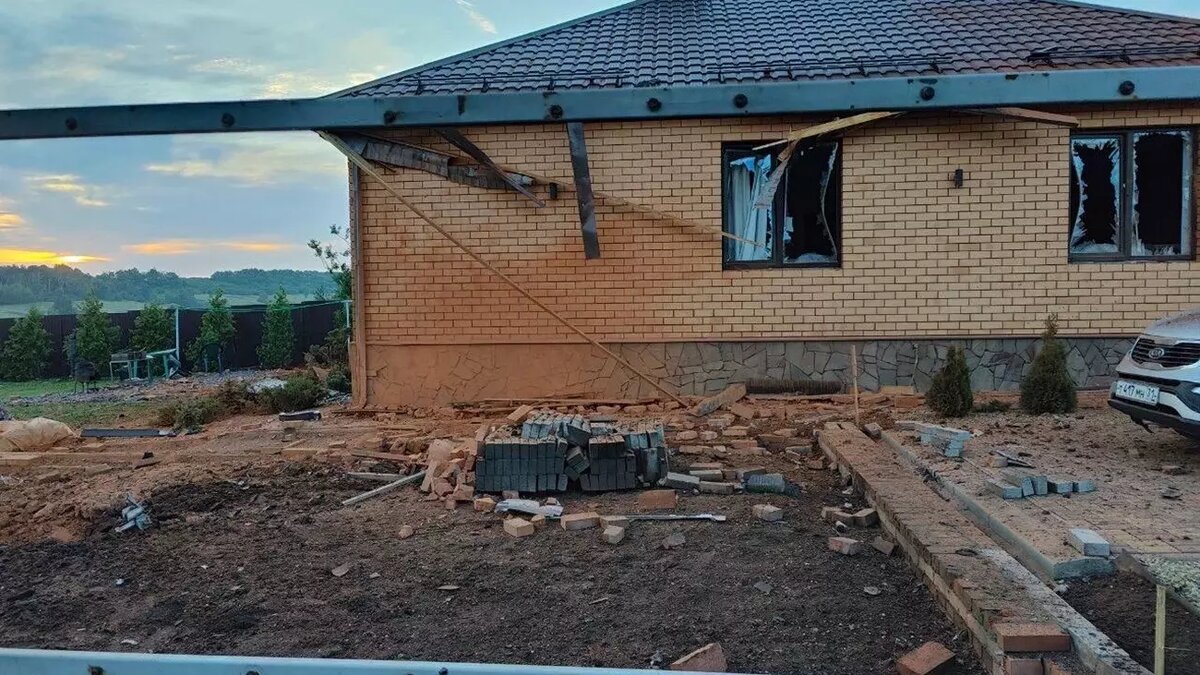     Источник: Телеграм-канал Вячеслава Гладкова