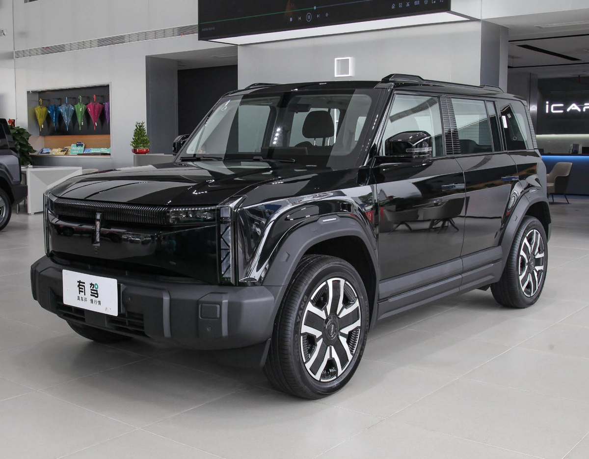 iCAR 03