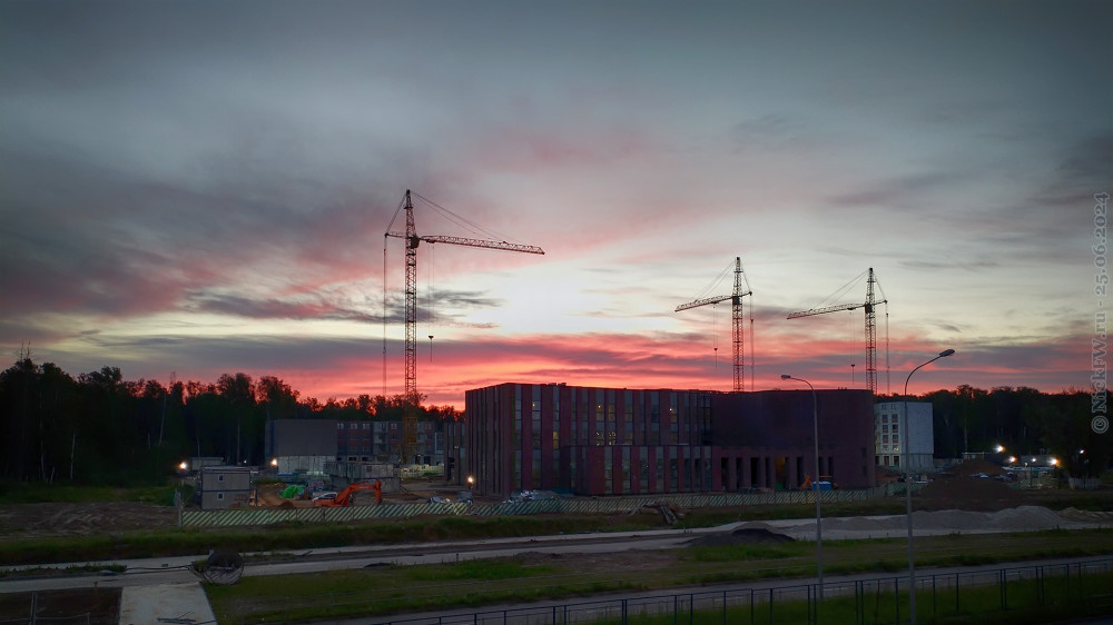 А из нашего окна... :-) © NickFW.ru — 25.06.2024г.