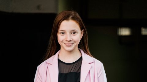 Фото актрисы полины гухман Билетик в кино.. Вот это кино! И на экране твой любимый герой - он самый лучший 